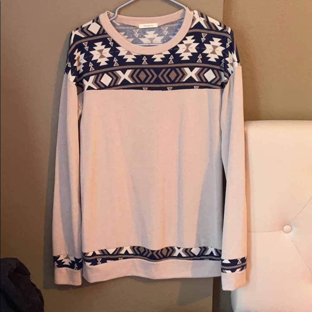 Women’s Medium Sweater
